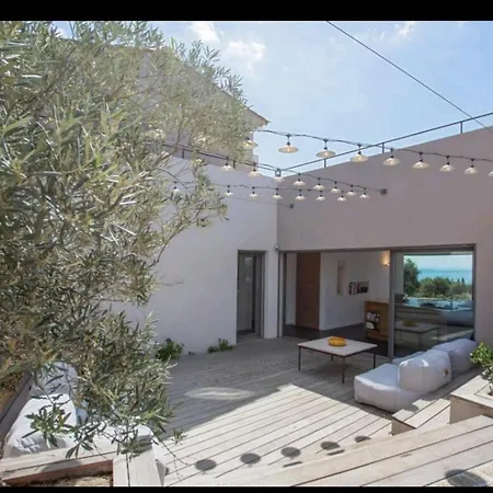 Villa Cybele ヴィラ