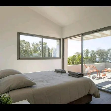 ヴィラ Villa Cybele Le Rayol-Canadel-sur-Mer